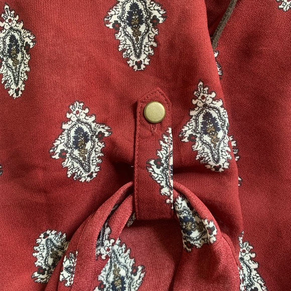 Lace up Blouse - Picture 5 of 5